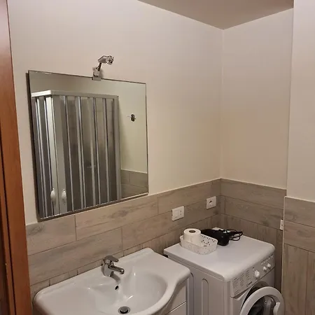 ゲストハウス Solaria House Con Cucina *