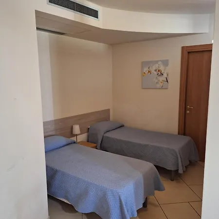 ゲストハウス Solaria House Con Cucina